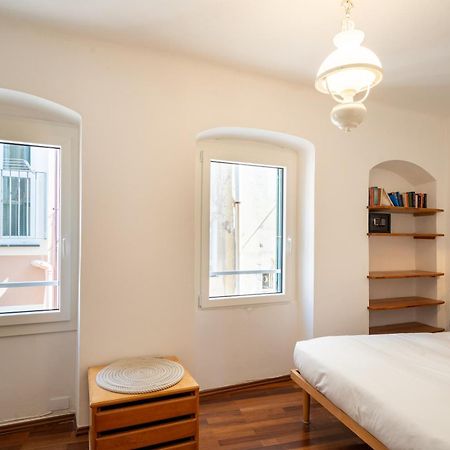 Апартаменти Casa Del Subacqueo. Amazing Terrace With Sea View. Wi-Fi Бордігера Екстер'єр фото